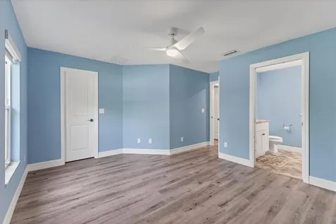 352 Glenwood Avenue Osprey FL 34229