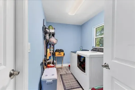 352 Glenwood Avenue Osprey FL 34229