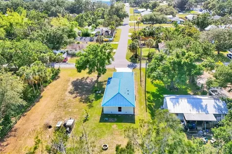 352 Glenwood Avenue Osprey FL 34229