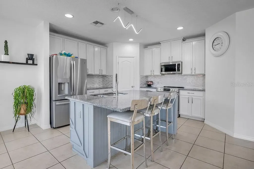 3400 Mount Vernon Way Kissimmee FL 34741