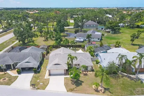 7834 38th Court E Sarasota FL 34243
