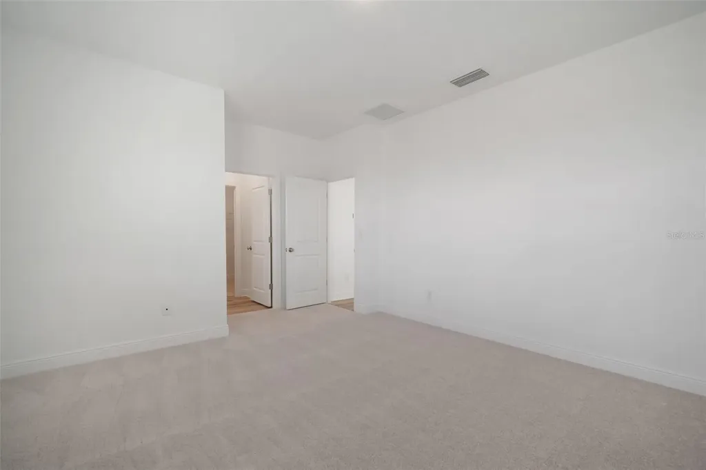 10709 Wading River Avenue Parrish FL 34219