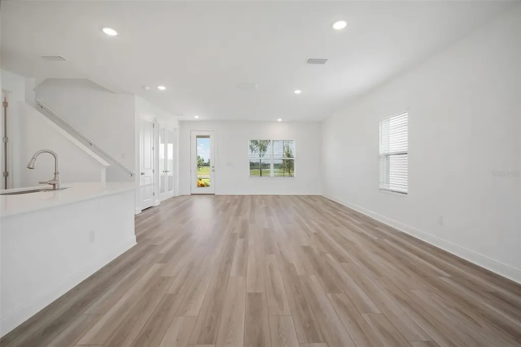 10709 Wading River Avenue Parrish FL 34219