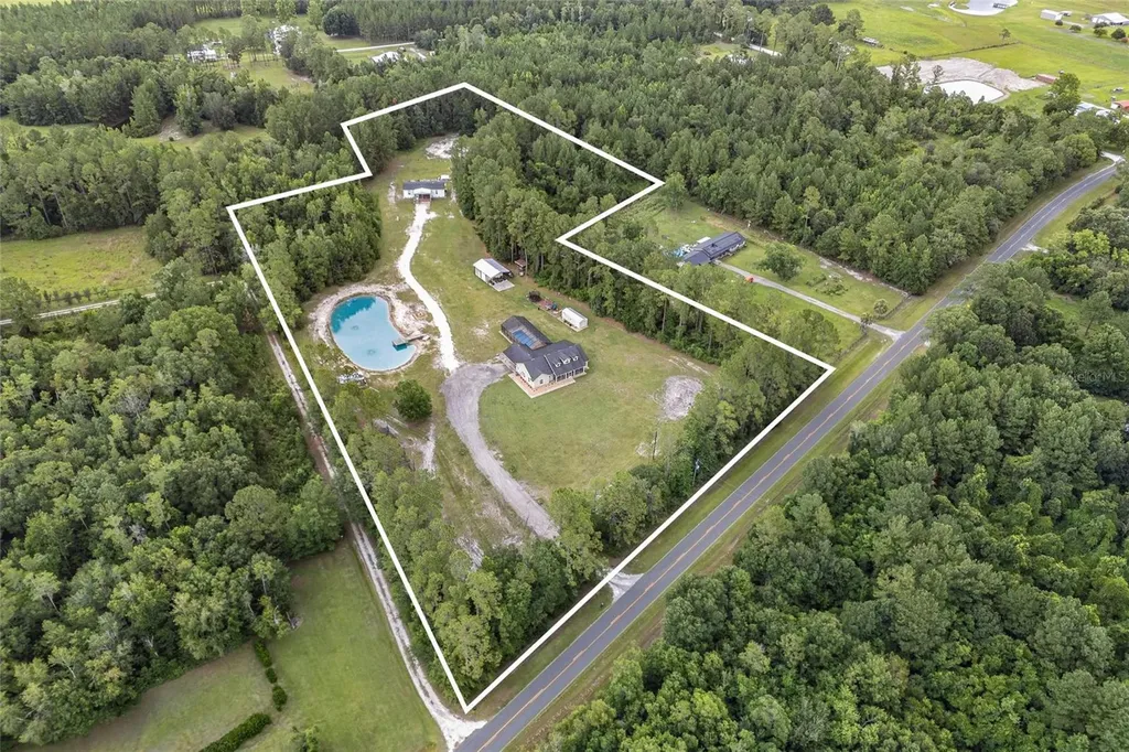 7673 NW County Road 229a Starke FL 32091