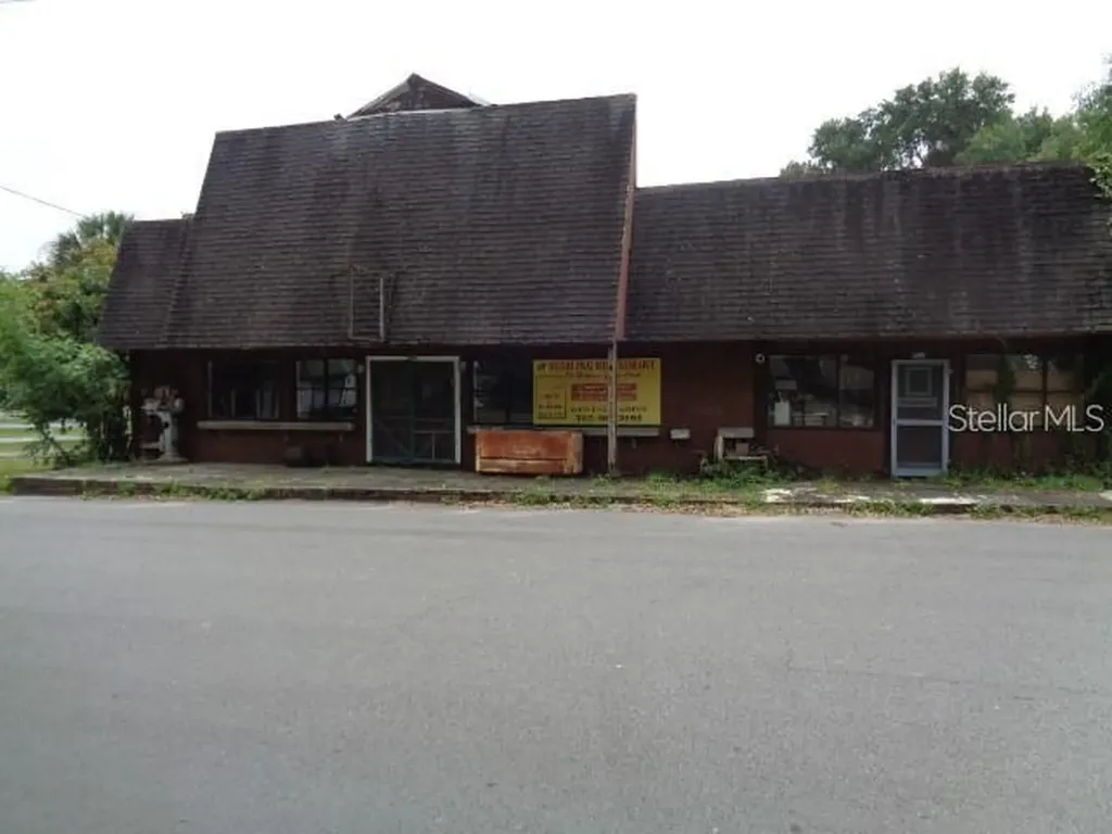 5590 Avenue G Mc Intosh FL 32664