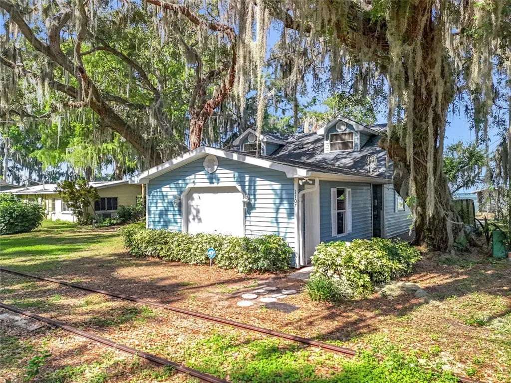 1107 Northshore Drive Eustis FL 32726