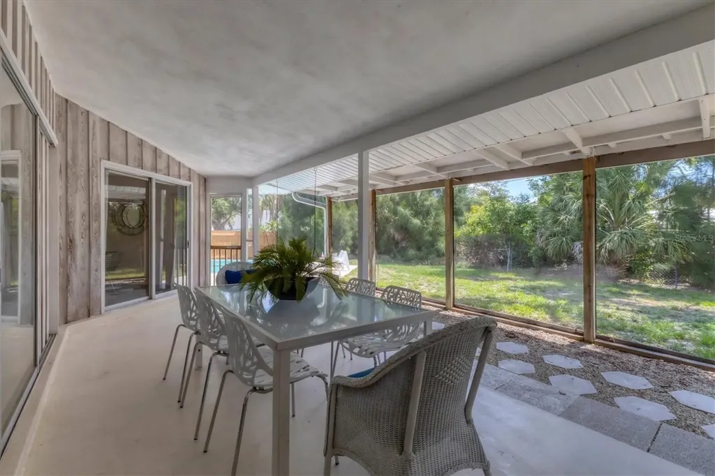4151 Olive Avenue Sarasota FL 34231