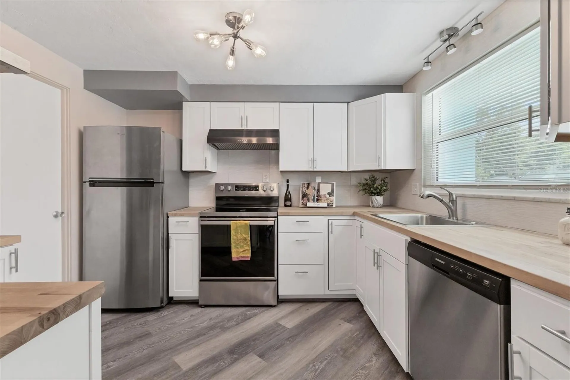 4151 Olive Avenue Sarasota FL 34231