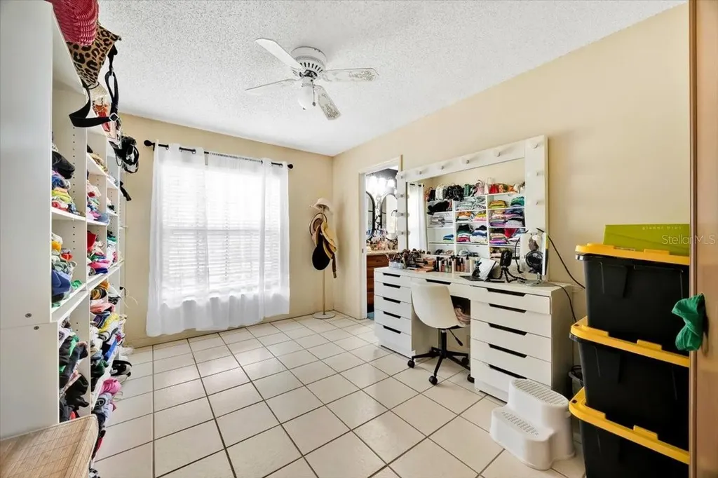 2900 Hammock Drive Plant City FL 33566