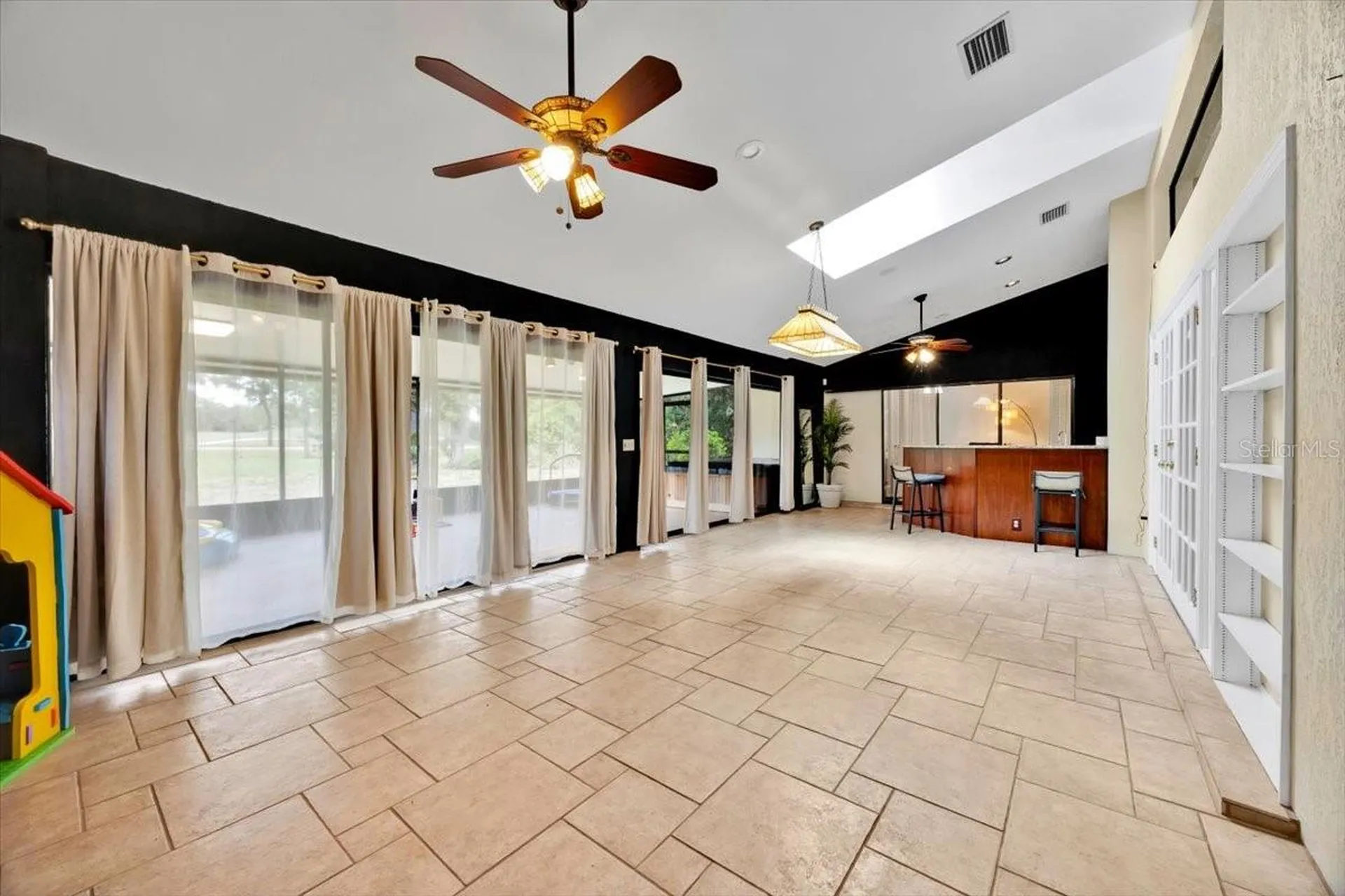 2900 Hammock Drive Plant City FL 33566