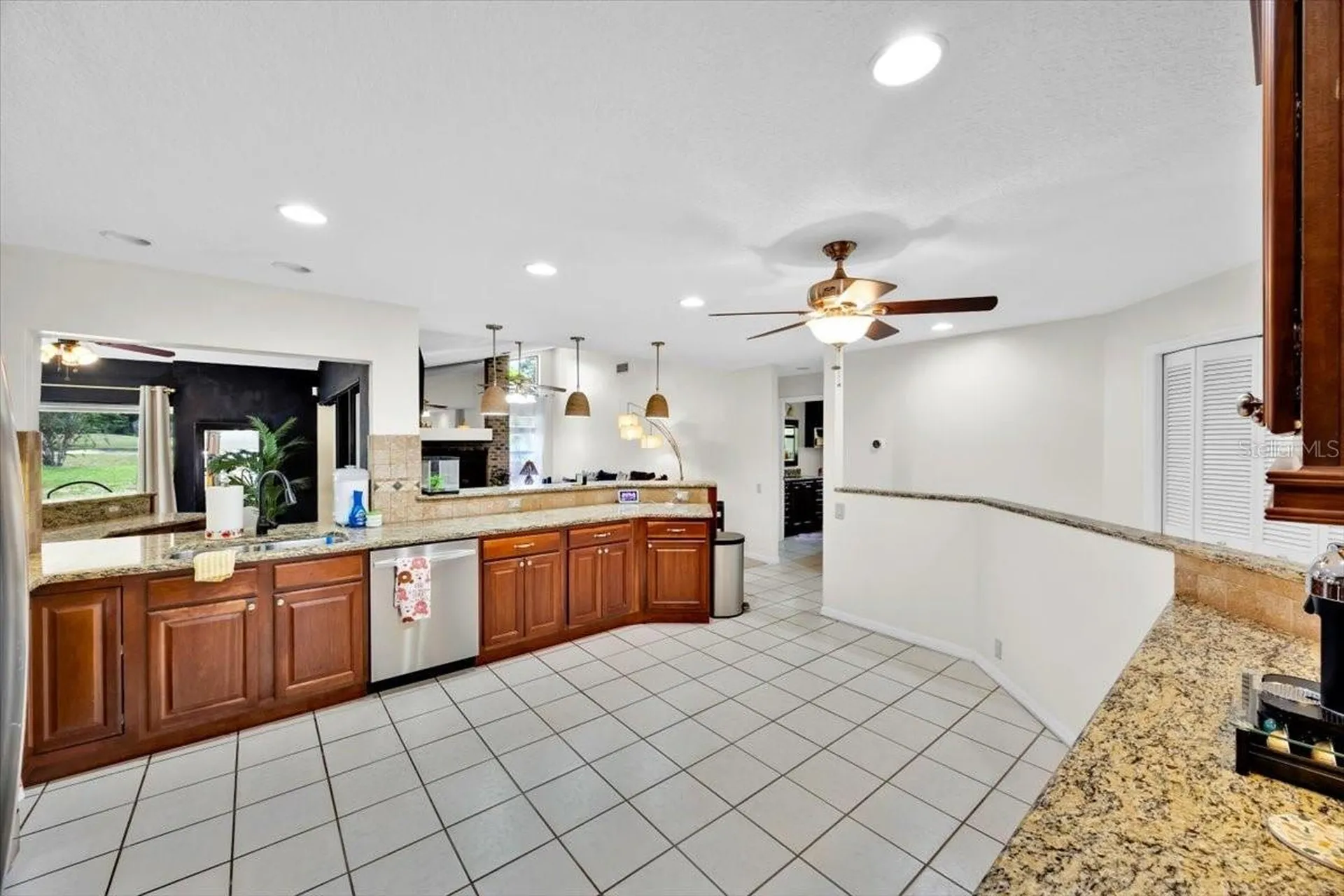 2900 Hammock Drive Plant City FL 33566