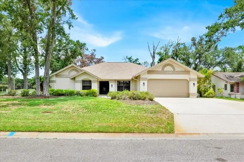 2900 Hammock Drive Plant City FL 33566