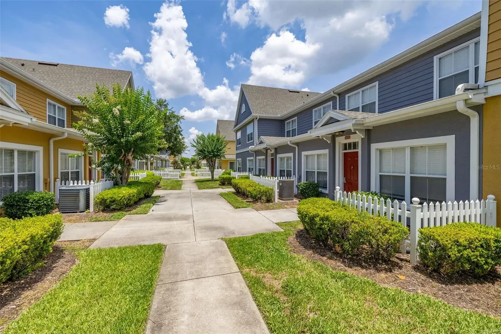 2620 Lodi Circle Kissimmee FL 34746
