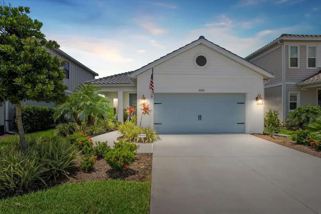 10120 Canaveral Circle Sarasota FL 34241