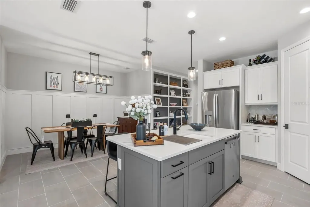 10120 Canaveral Circle Sarasota FL 34241