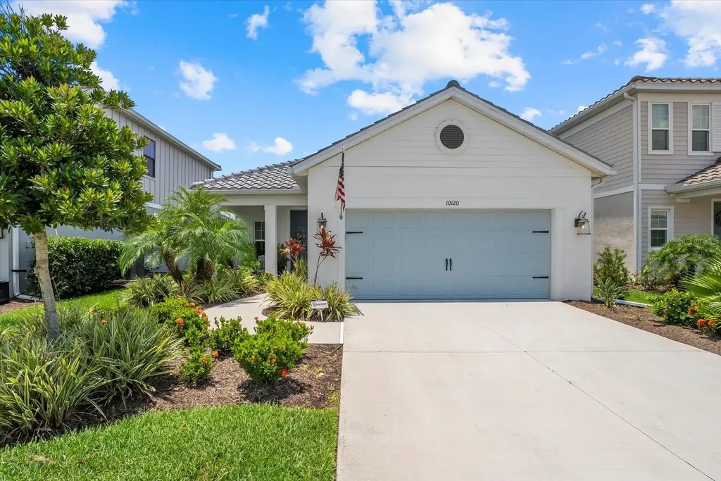 10120 Canaveral Circle Sarasota FL 34241