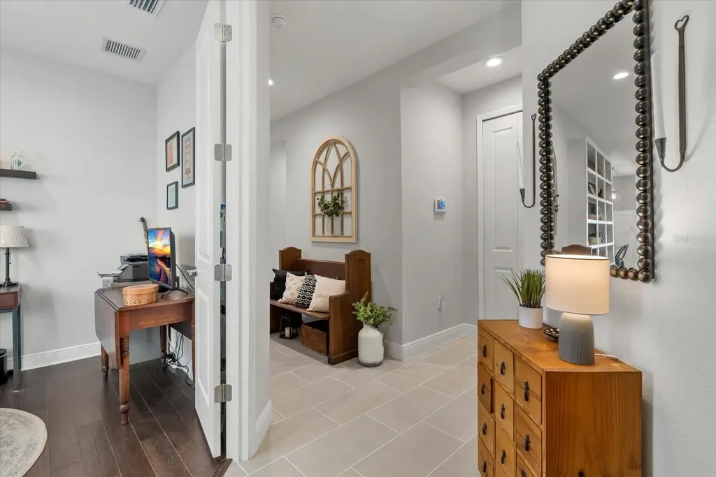 10120 Canaveral Circle Sarasota FL 34241