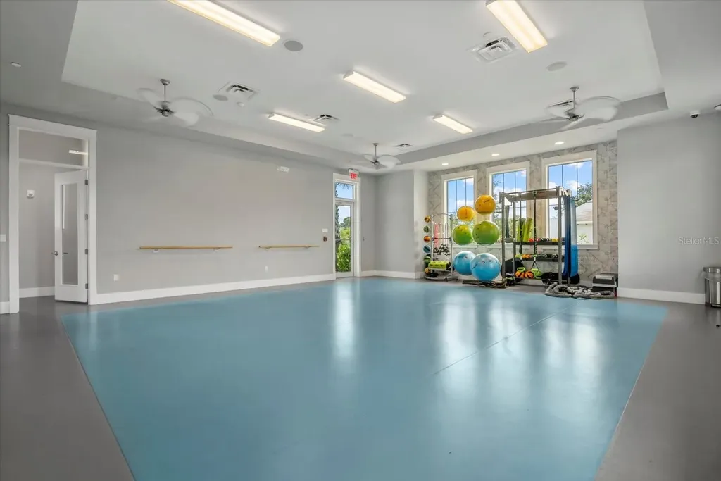 10120 Canaveral Circle Sarasota FL 34241