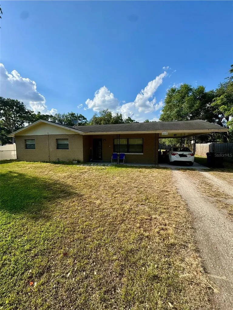 7620 32nd Avenue S Tampa FL 33619
