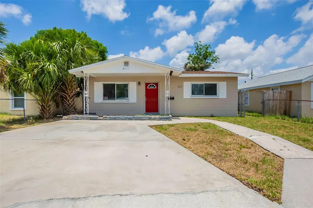 4111 13th Avenue S St Petersburg FL 33711