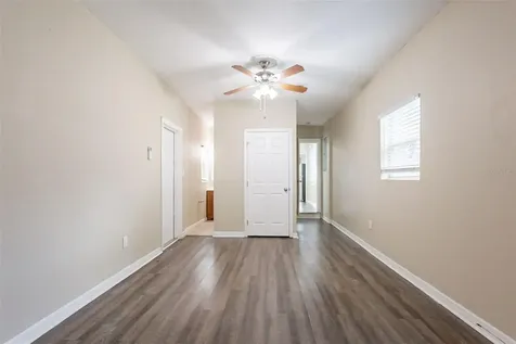 4111 13th Avenue S St Petersburg FL 33711