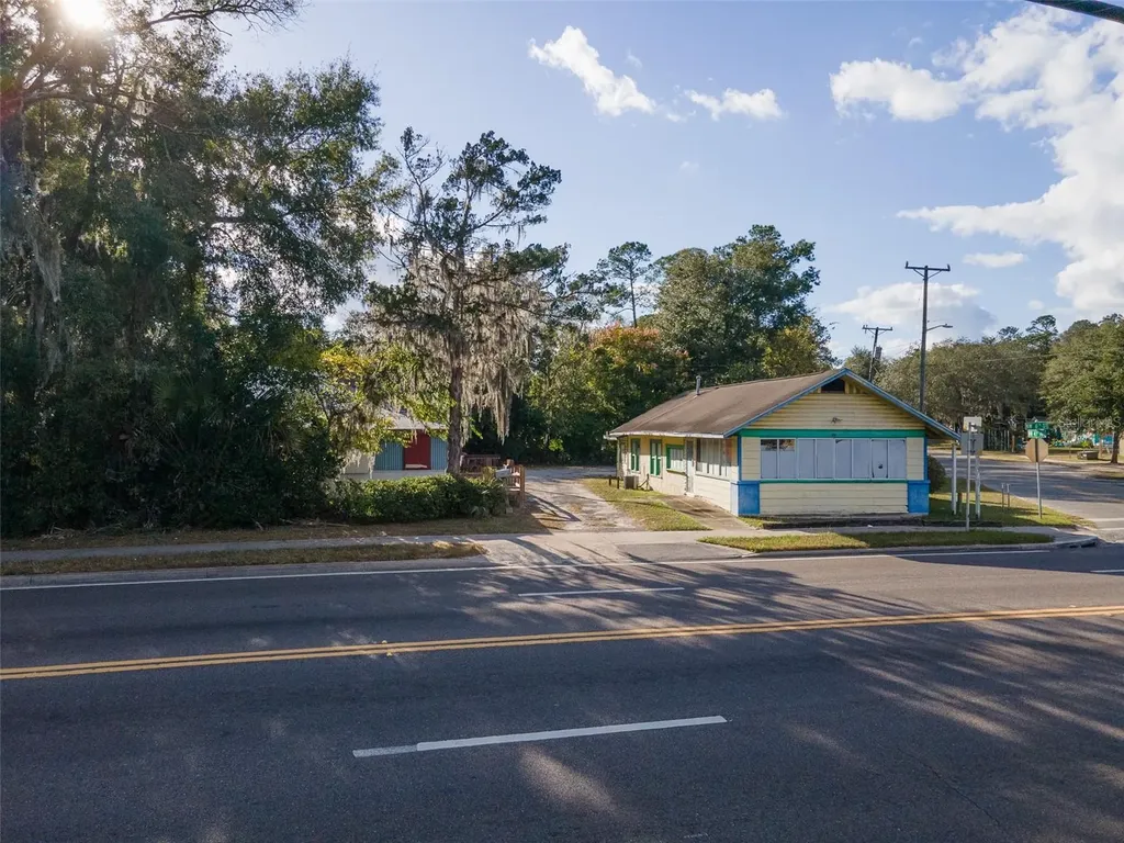 4016 NW 6th Street Gainesville FL 32609