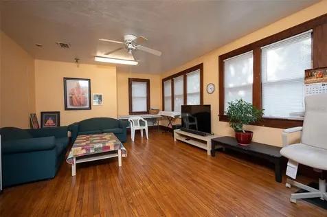 4016 NW 6th Street Gainesville FL 32609