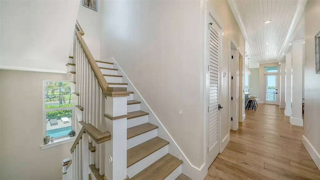 630 De Narvaez Drive Longboat Key FL 34228