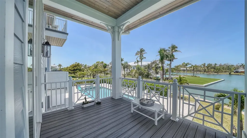 630 De Narvaez Drive Longboat Key FL 34228