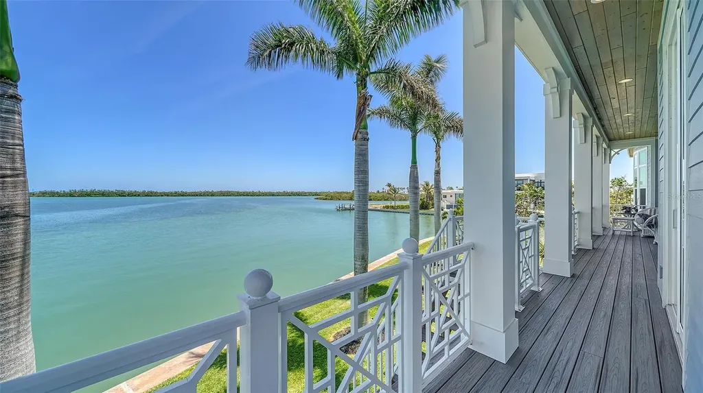 630 De Narvaez Drive Longboat Key FL 34228