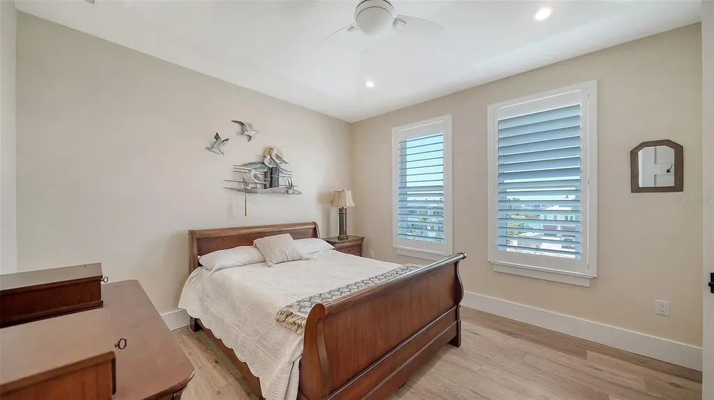 630 De Narvaez Drive Longboat Key FL 34228