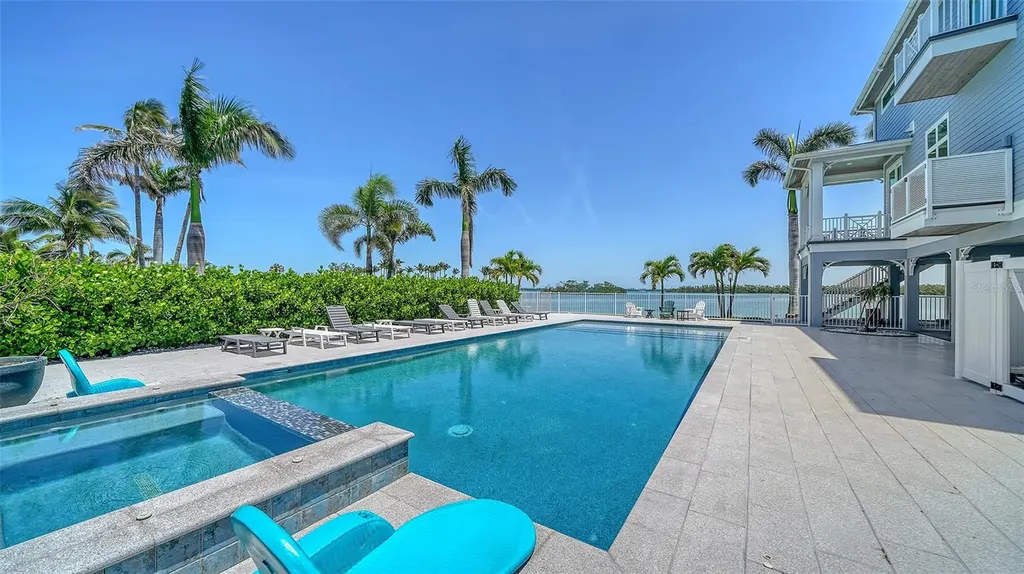 630 De Narvaez Drive Longboat Key FL 34228