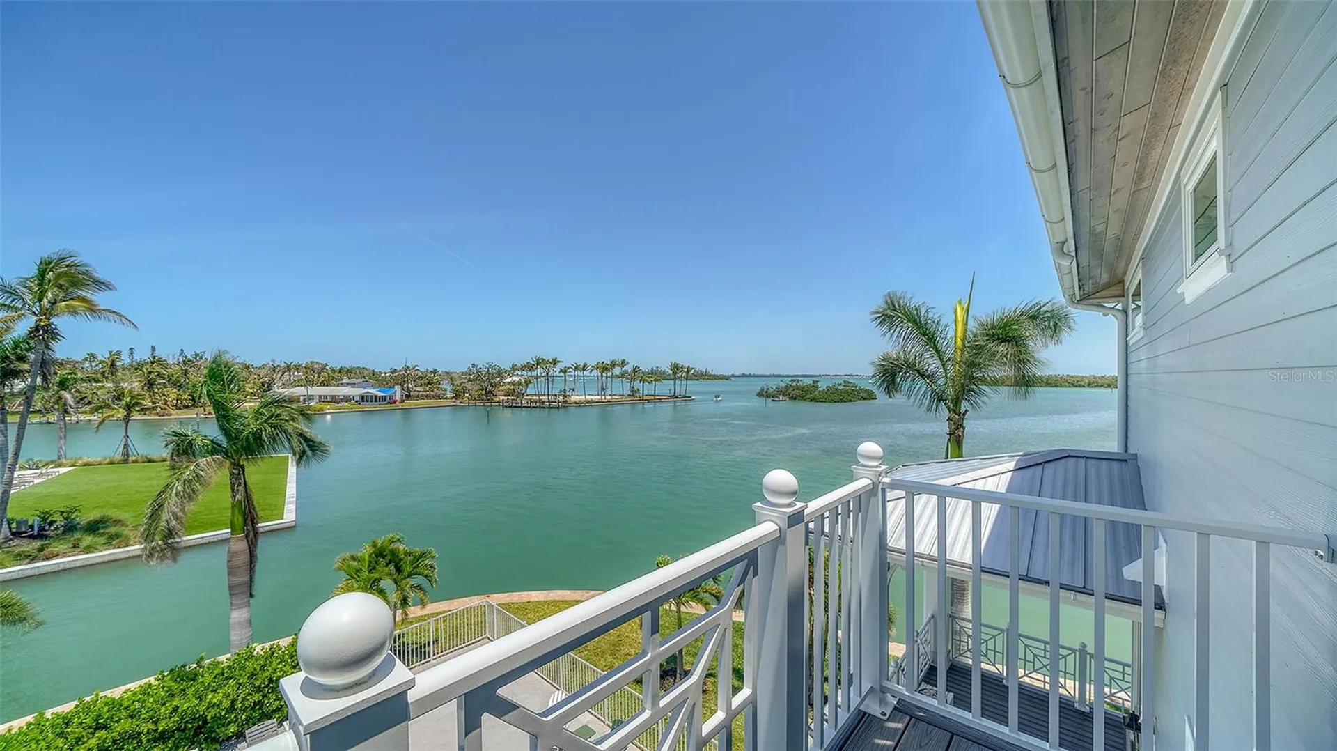 630 De Narvaez Drive Longboat Key FL 34228