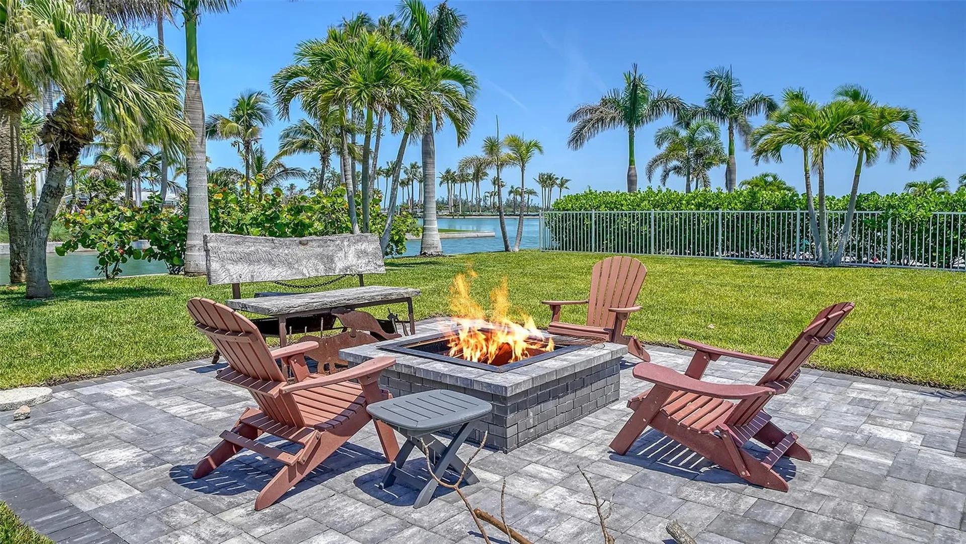 630 De Narvaez Drive Longboat Key FL 34228