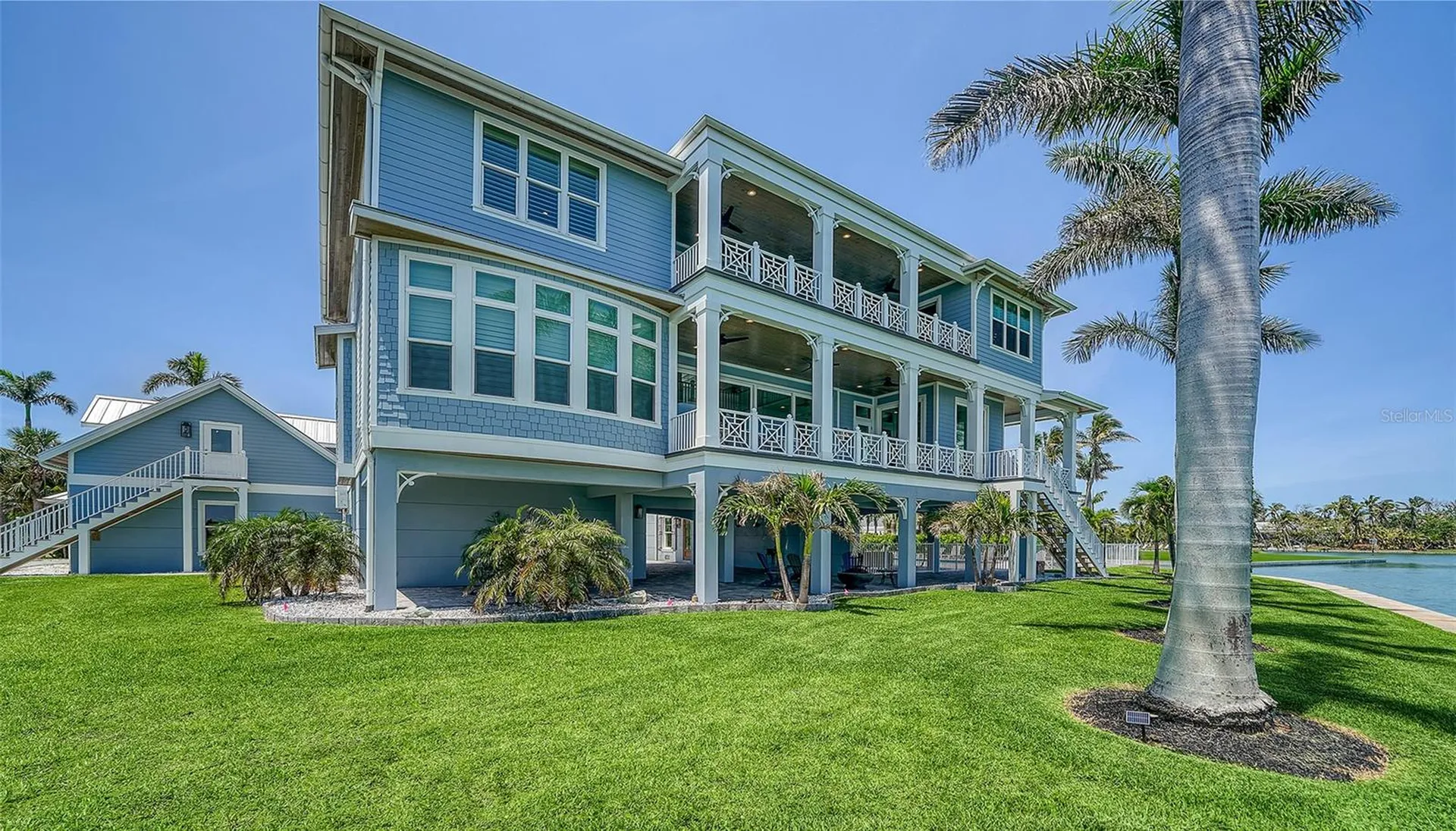 630 De Narvaez Drive Longboat Key FL 34228