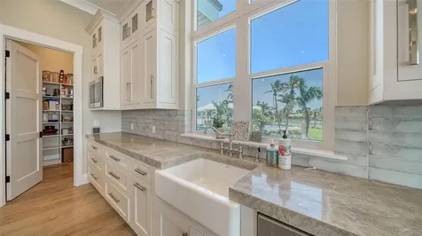 630 De Narvaez Drive Longboat Key FL 34228