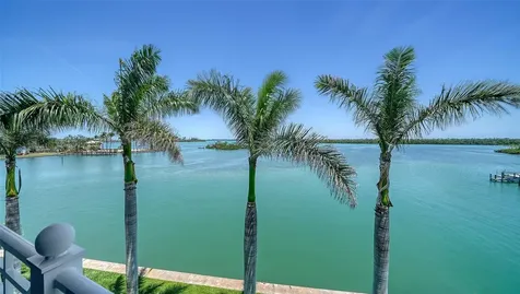 630 De Narvaez Drive Longboat Key FL 34228