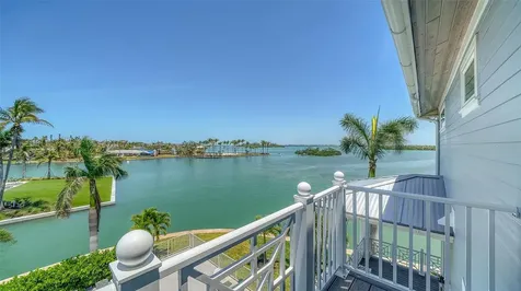 630 De Narvaez Drive Longboat Key FL 34228