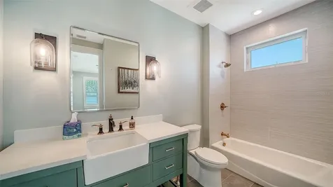 630 De Narvaez Drive Longboat Key FL 34228