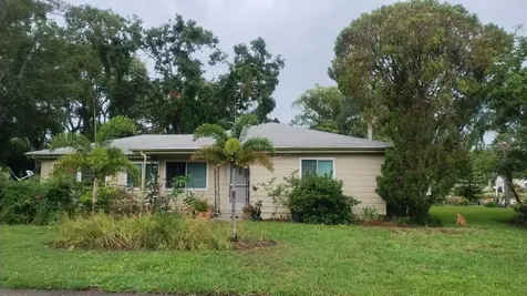 1735 Cleveland Street Clearwater FL 33755