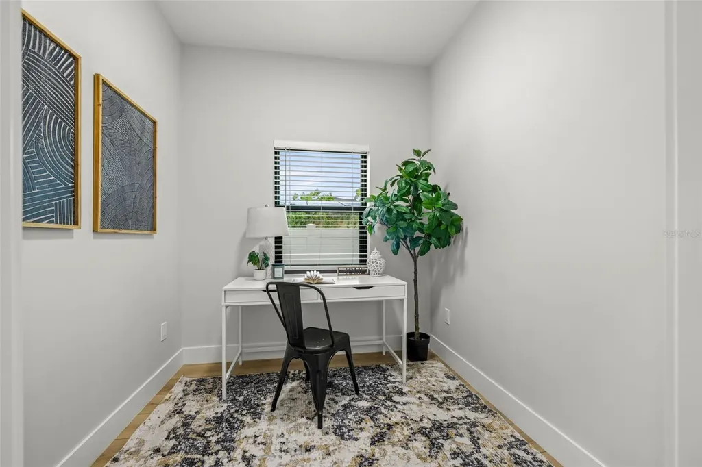 4308 W Gray Street Tampa FL 33609