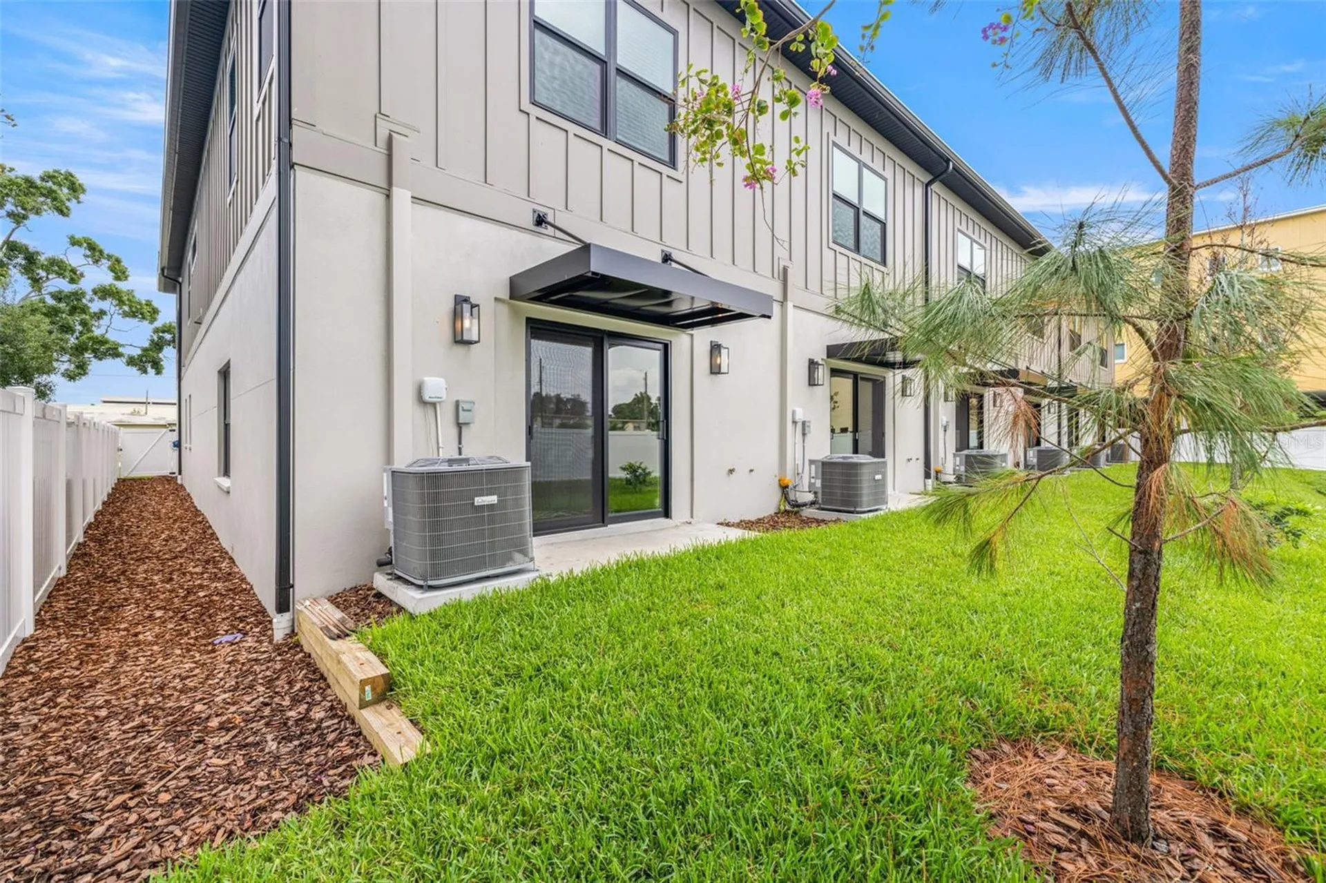 4308 W Gray Street Tampa FL 33609