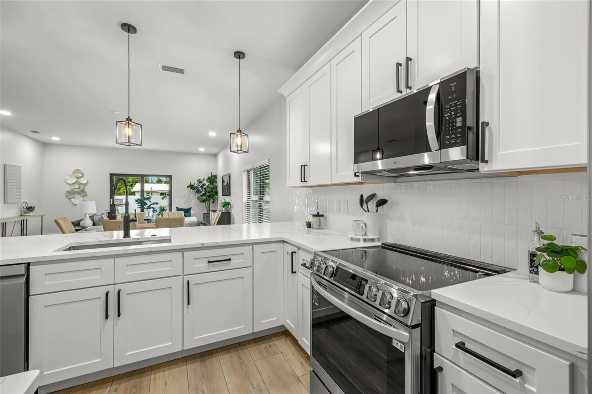4308 W Gray Street Tampa FL 33609