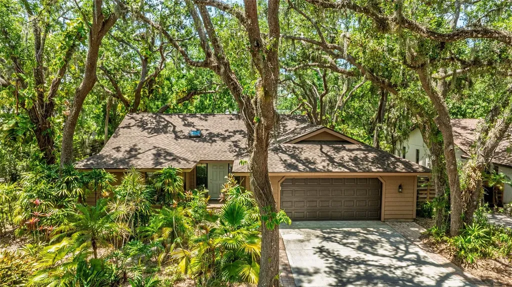2061 Misty Sunrise Trail Sarasota FL 34240