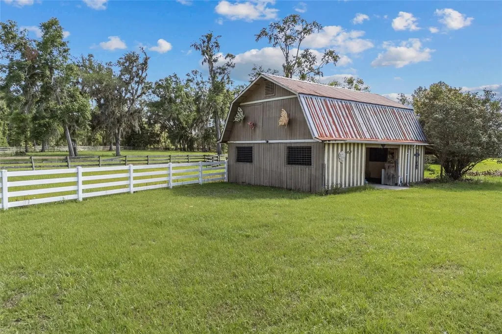 10852 89th Road Live Oak FL 32060