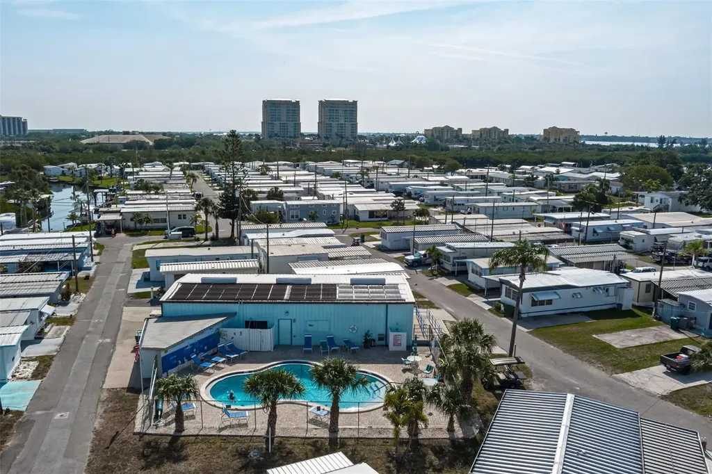 198 Tankey Drive Palmetto FL 34221