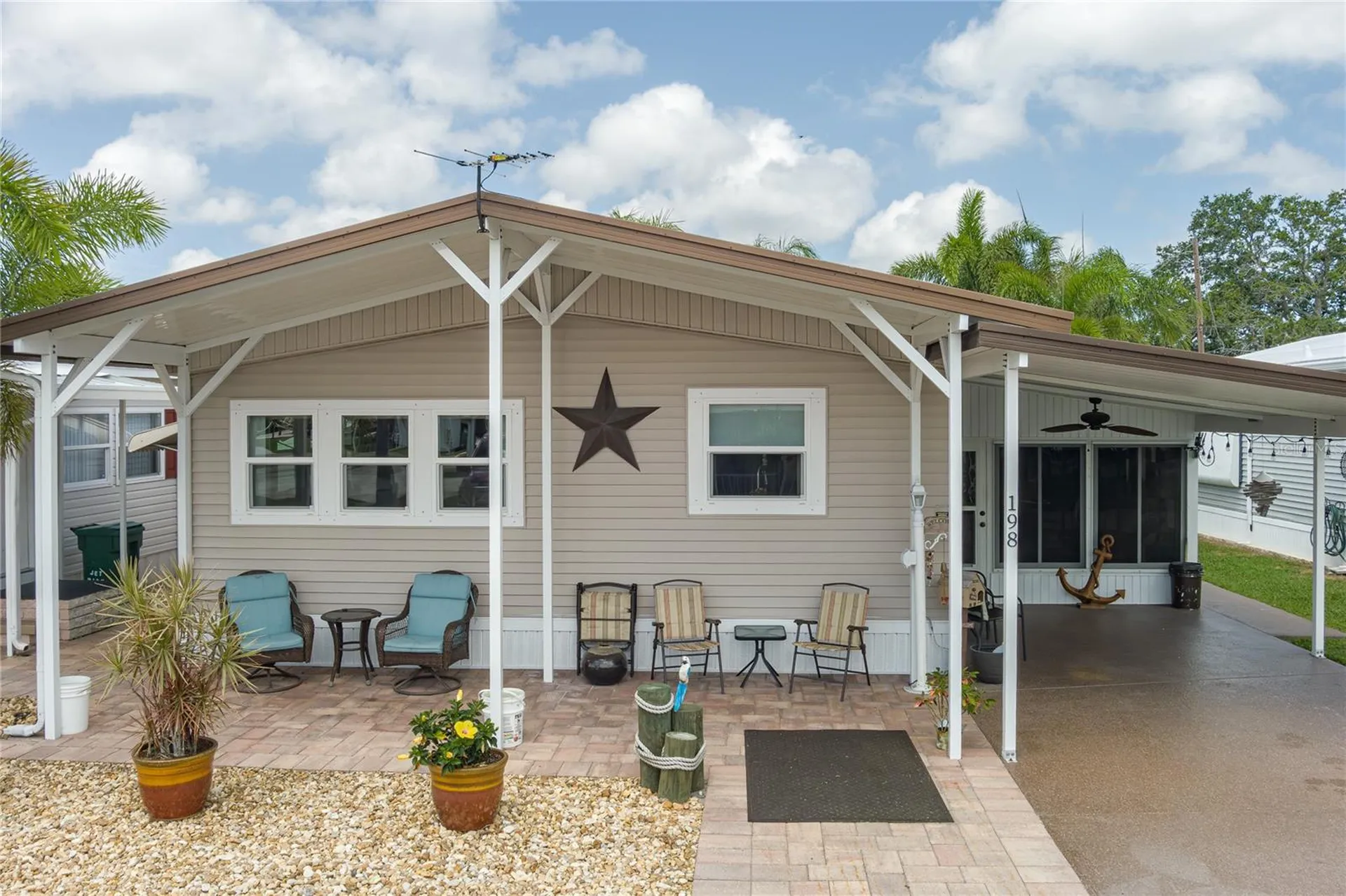 198 Tankey Drive Palmetto FL 34221