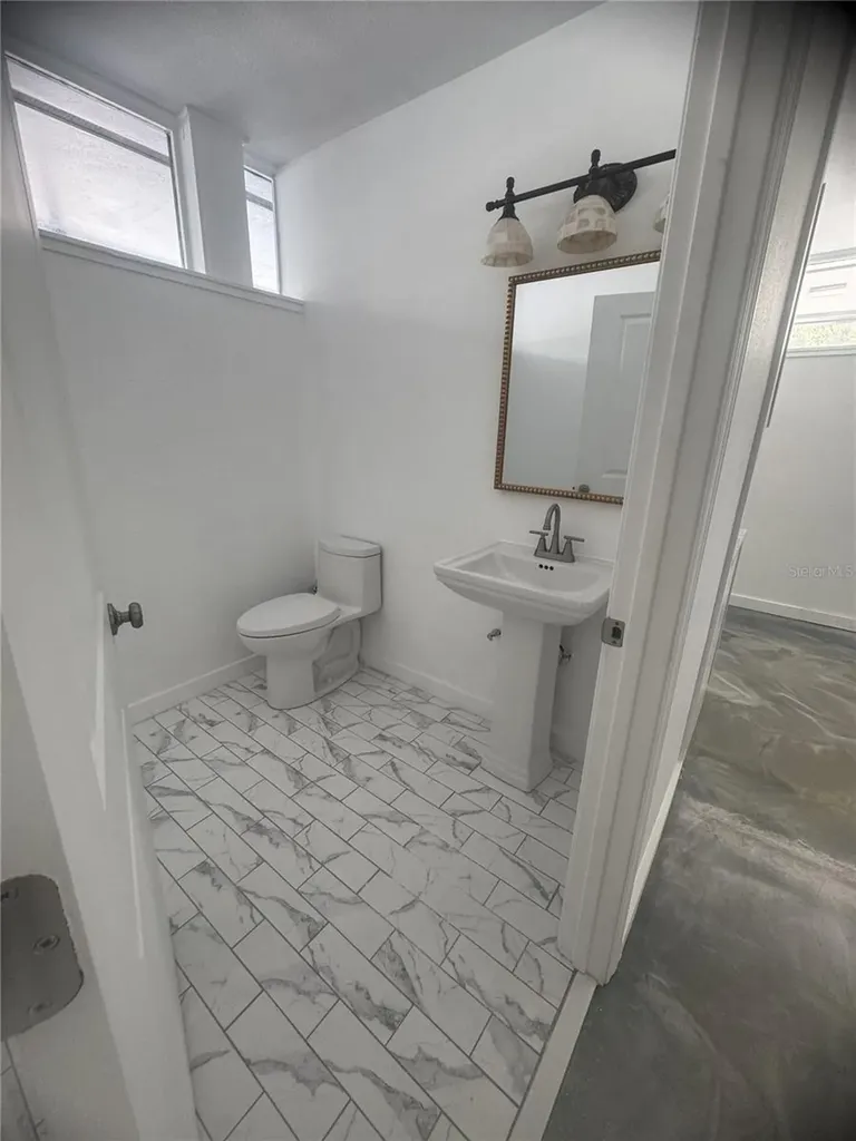 313 18th Avenue S St Petersburg FL 33705