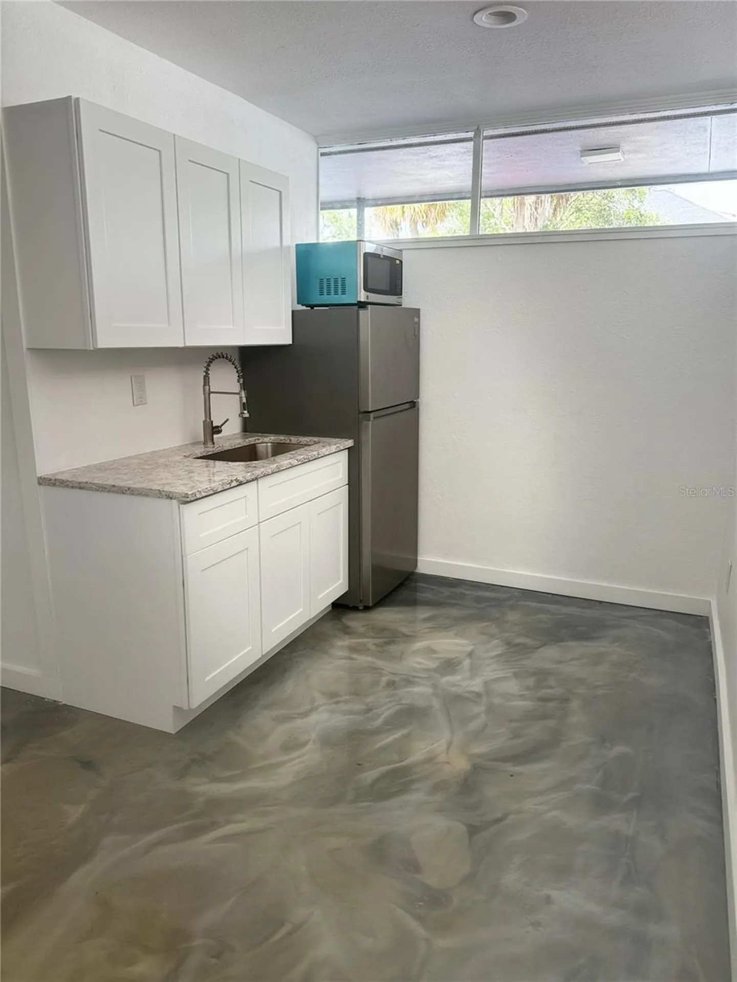 313 18th Avenue S St Petersburg FL 33705