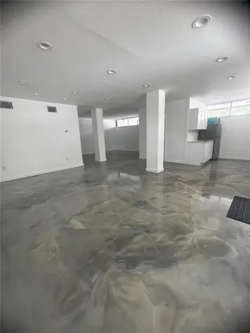 313 18th Avenue S St Petersburg FL 33705